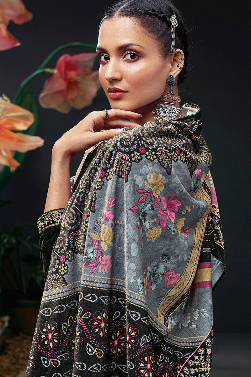 Saira Velvet Salwar Suit Design