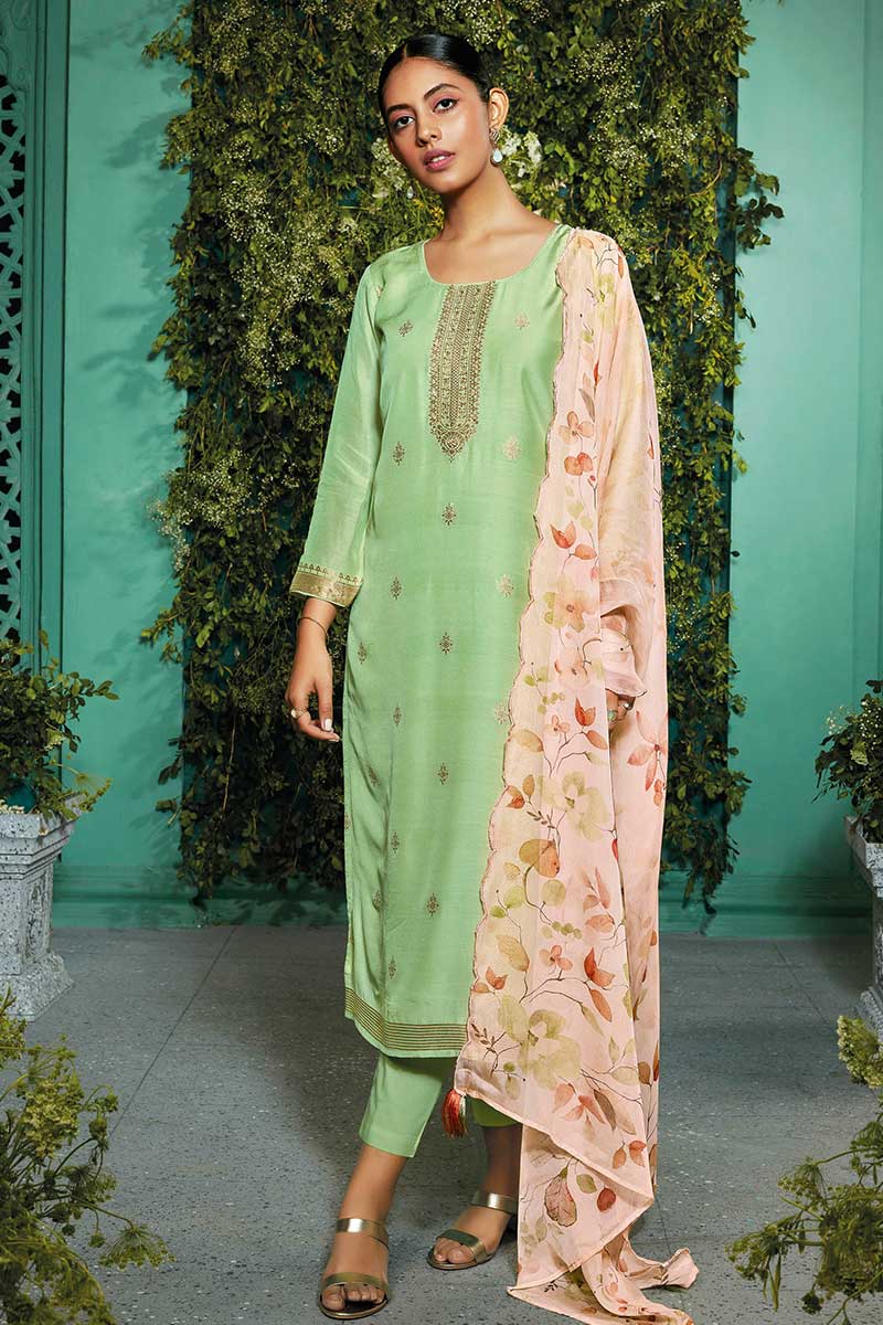 Viola reyna catalog