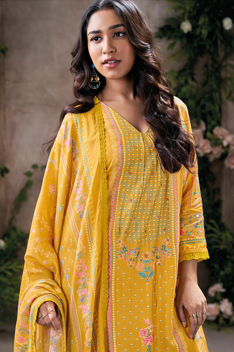 Captivate in a Timeless Zamesi Desert Pure Soft Silk Salwar Suit