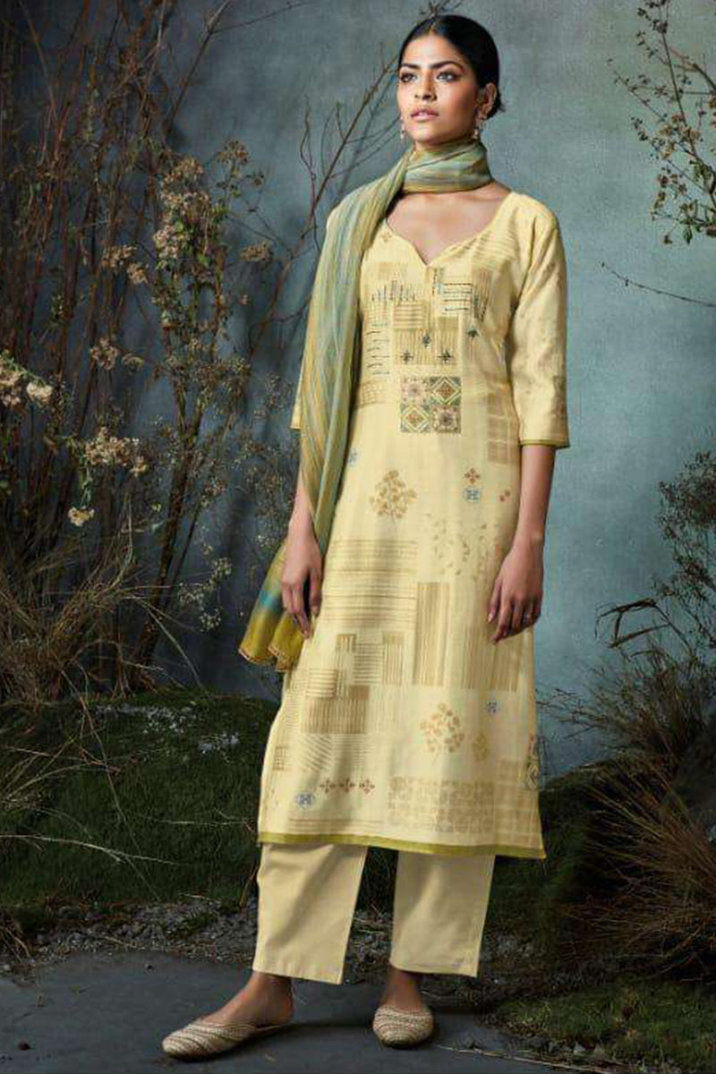 Araa Pure Silk Salwar Suit Design 575